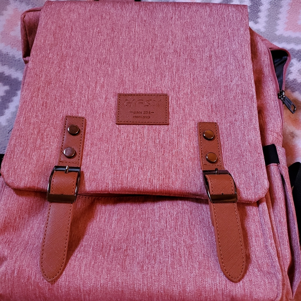 Back pack - Picture 2 of 4